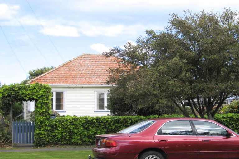 Photo of property in 37 Swiss Avenue, Gonville, Whanganui, 4501