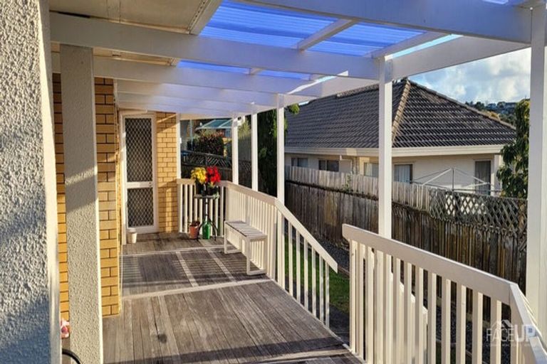 Photo of property in 107 Marina View Drive, West Harbour, Auckland, 0618