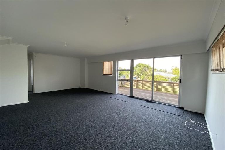 Photo of property in 3 The Crest, Sunnyhills, Auckland, 2010