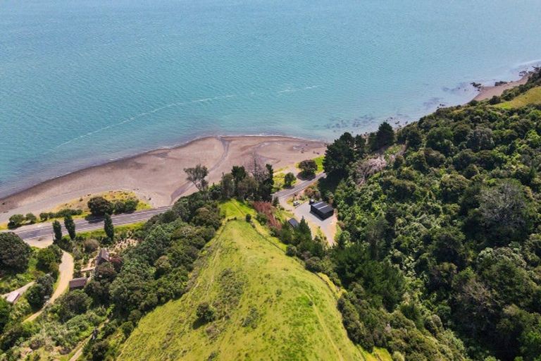 Photo of property in 1000a Thames Coast Sh25 Road, Kereta, Thames, 3575