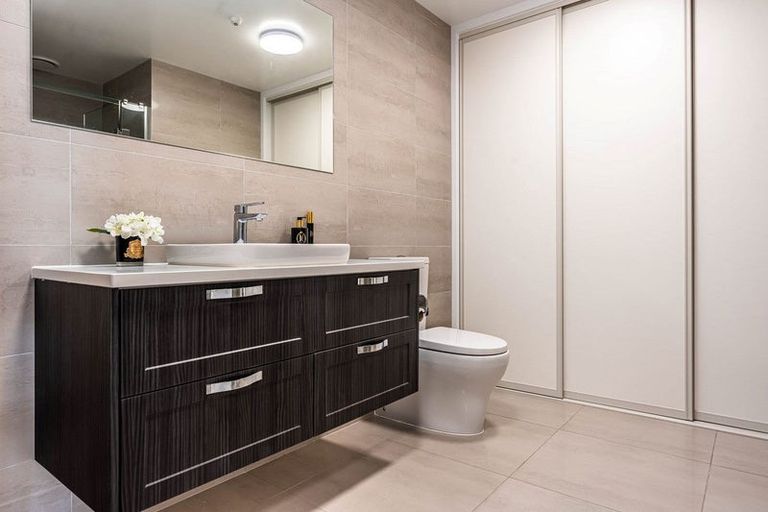 Photo of property in 140 Eaves Bush Parade, Orewa, 0931