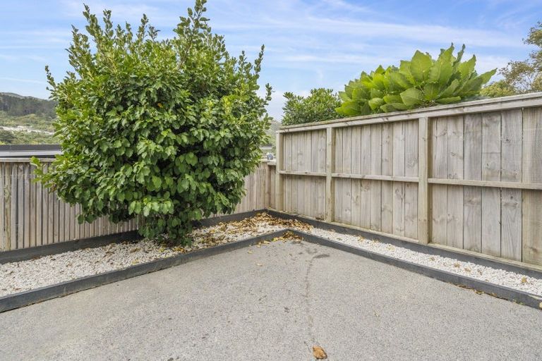 Photo of property in 2/7 Handyside Street, Tawa, Wellington, 5028