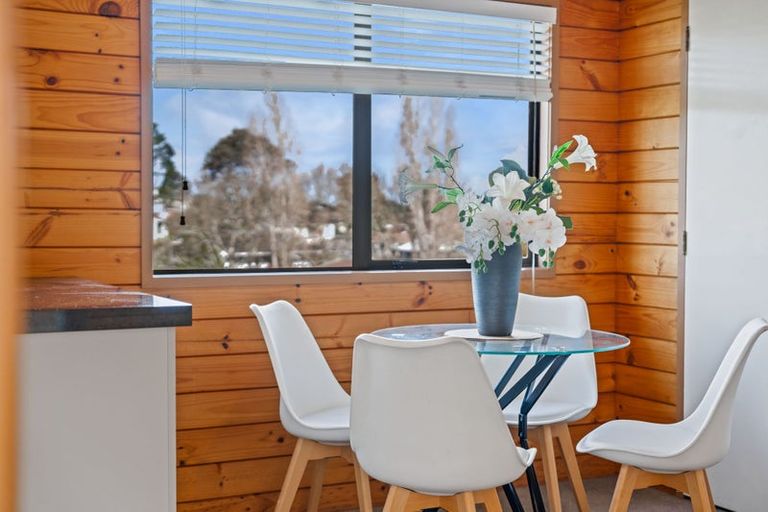 Photo of property in 5 Elizabeth Drive, West Harbour, Auckland, 0618