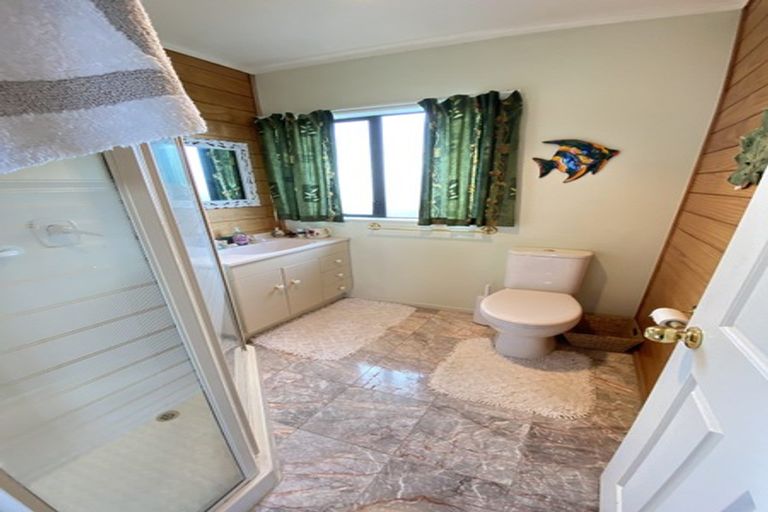 Photo of property in 34 St Annes Crescent, Wattle Downs, Auckland, 2103