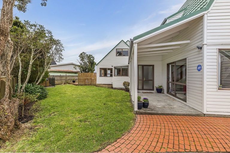 Photo of property in 6 Virginia Grove, Brooklyn, Wellington, 6021