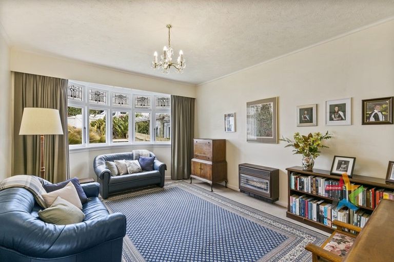 Photo of property in 13 Pinnacle Street, Seatoun, Wellington, 6022