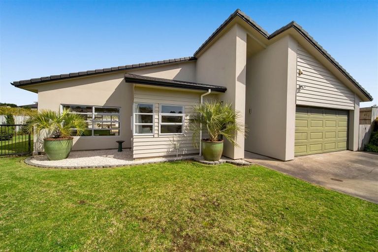 Photo of property in 7 Joshua Place, Bell Block, New Plymouth, 4312