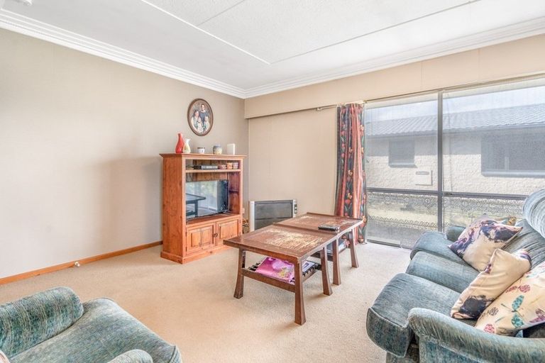 Photo of property in 10 Gimblett Street, Waikiwi, Invercargill, 9810
