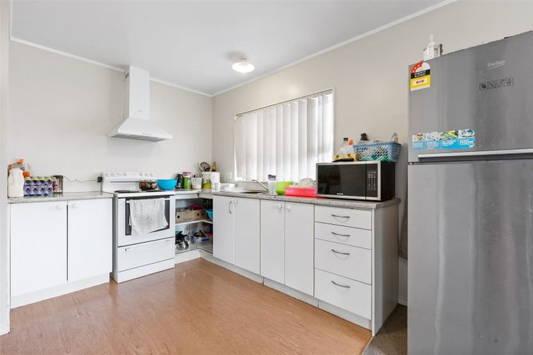 Photo of property in 127 Shifnal Drive, Randwick Park, Auckland, 2105