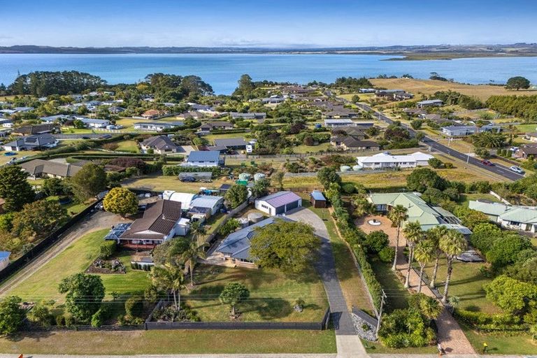 Photo of property in 47 Shelly Beach Road, Shelly Beach, Helensville, 0874