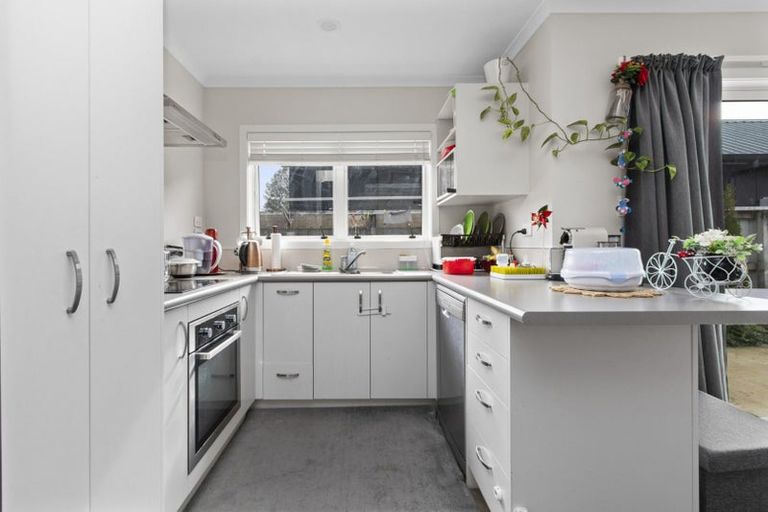 Photo of property in 1/2 Keitha Place, Glenview, Hamilton, 3206