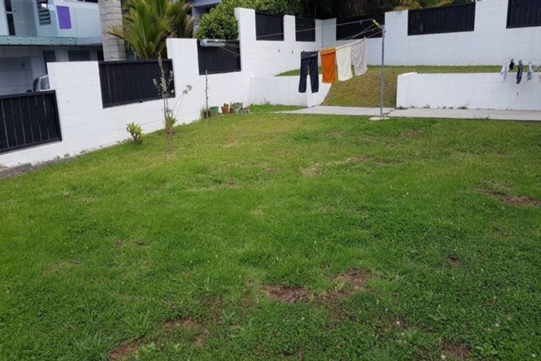 Photo of property in 254 Glamorgan Drive, Northcross, Auckland, 0630