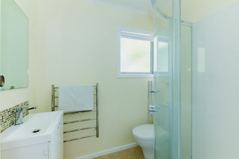 Photo of property in 93 Winara Avenue, Waikanae, 5036