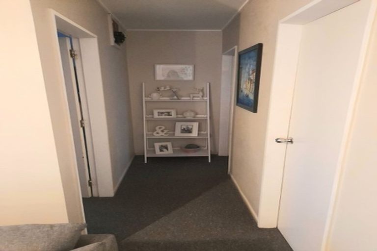 Photo of property in 2/54 Awamutu Grove, Waiwhetu, Lower Hutt, 5010