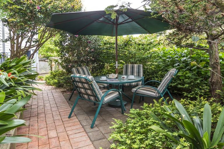 Photo of property in 18 Ridge Road, Howick, Auckland, 2014