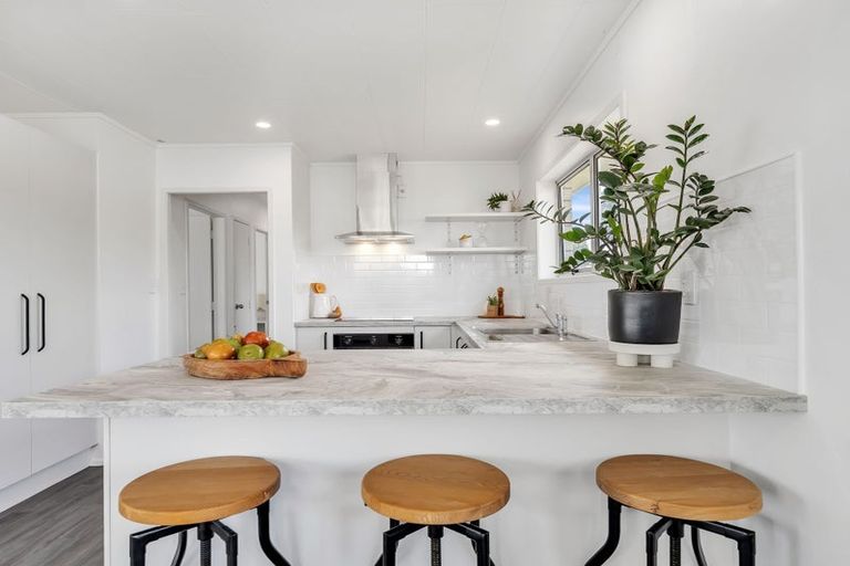 Photo of property in 72a Main Street, Edgecumbe, 3120