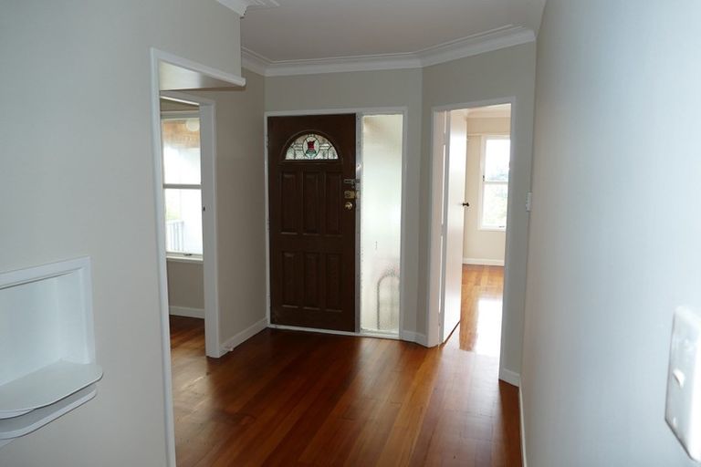 Photo of property in 203 Pakuranga Road, Pakuranga, Auckland, 2010