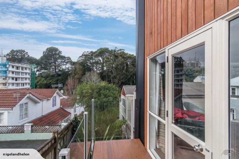 Photo of property in 1/14c Glenmore Street, Thorndon, Wellington, 6011