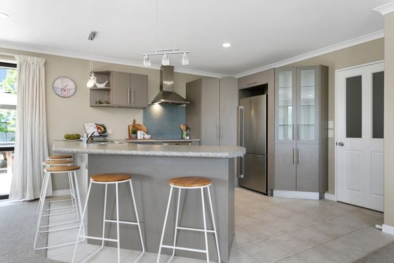 Photo of property in 12 Chesterton Drive, Leamington, Cambridge, 3432