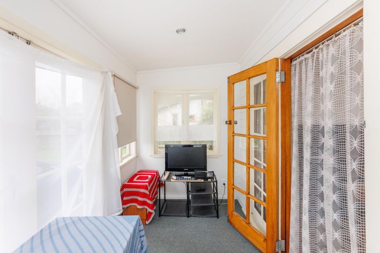 Photo of property in 992b Tremaine Avenue, Roslyn, Palmerston North, 4414
