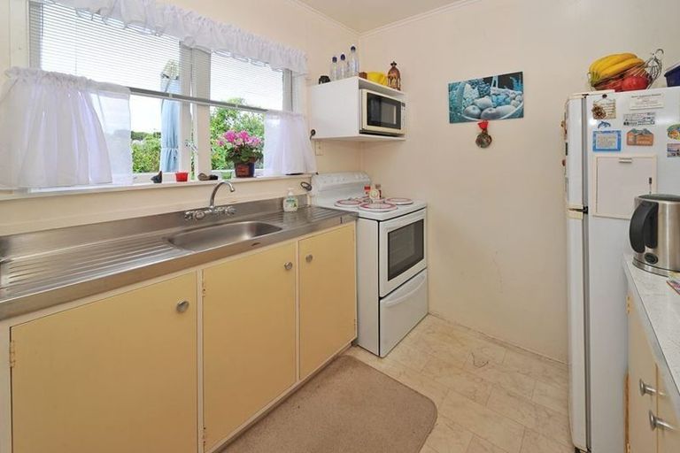 Photo of property in 4/8 Hooker Place, Papatoetoe, Auckland, 2025