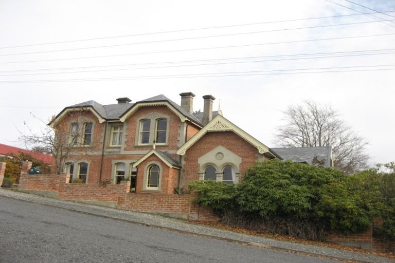 Photo of property in 20 Peel Street, Lawrence, 9532