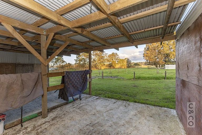 Photo of property in 2246 State Highway 16, Helensville, 0875