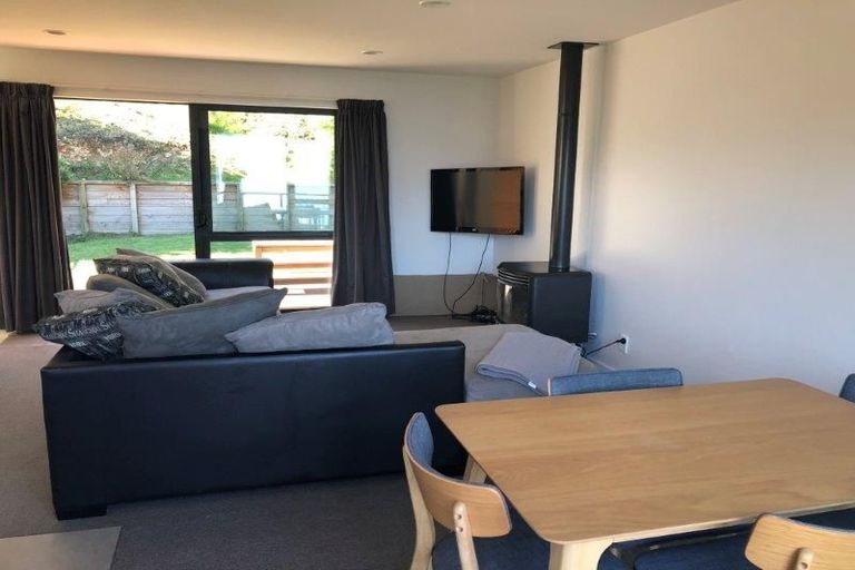 Photo of property in Arno Apartment, 7/8 Mckerrow Place, Sunshine Bay, Queenstown, 9300