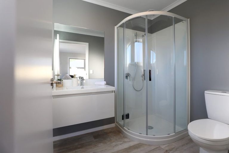 Photo of property in 42 Te Ara O Roimata, Wainuiomata, Lower Hutt, 5014