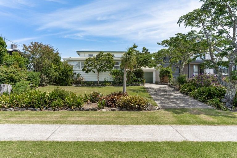 Photo of property in 211 Bellona Road, Whangamata, 3620