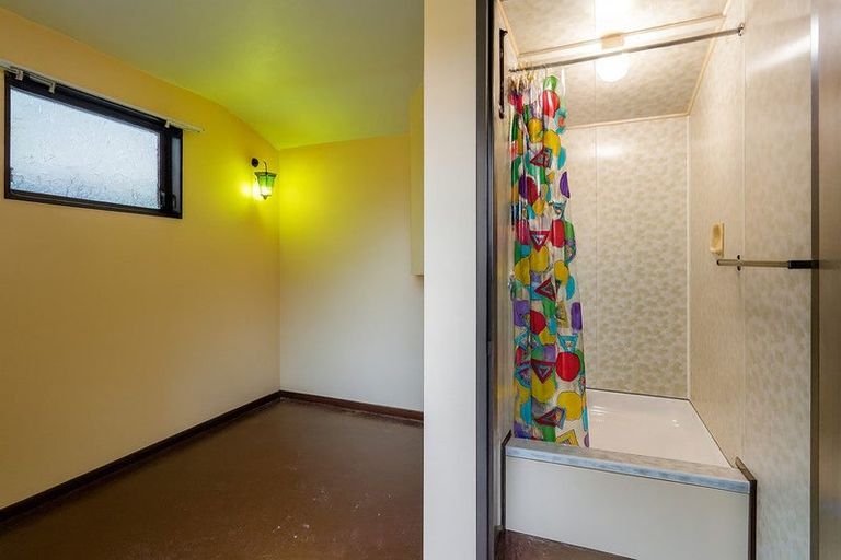 Photo of property in 18 Hawkswood Place, Avonhead, Christchurch, 8042