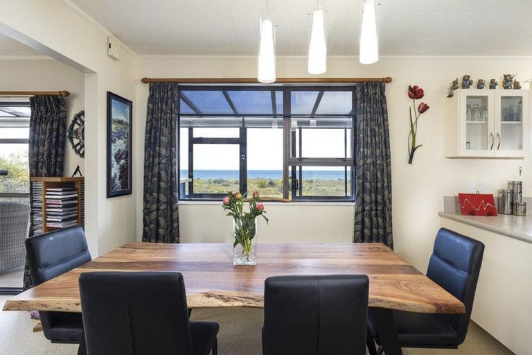 Photo of property in 150 Rarangi Beach Road, Rarangi, Blenheim, 7273