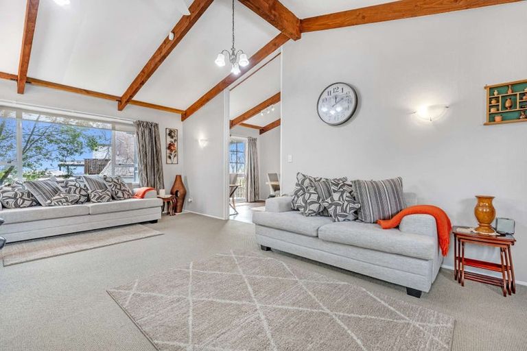 Photo of property in 3 Waitawa Place, Lynmore, Rotorua, 3010