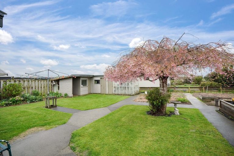 Photo of property in 81 Orawia Road, Tuatapere, 9620