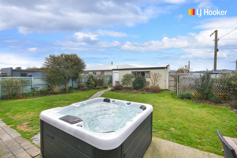 Photo of property in 1 Melville Street, Mosgiel, 9024