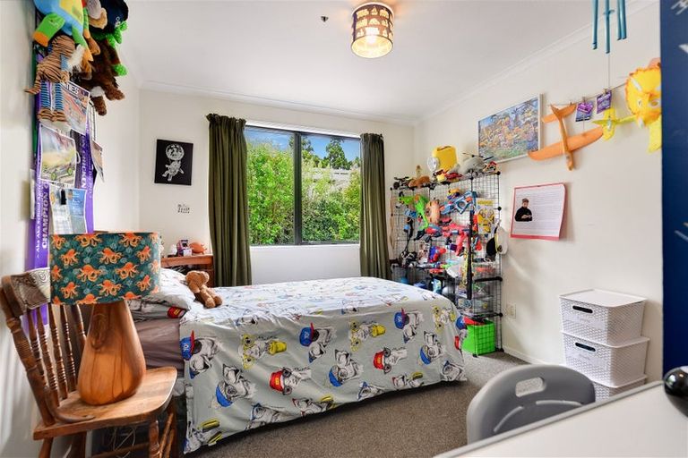 Photo of property in 6 Cemetery Road, Waiuku, 2123