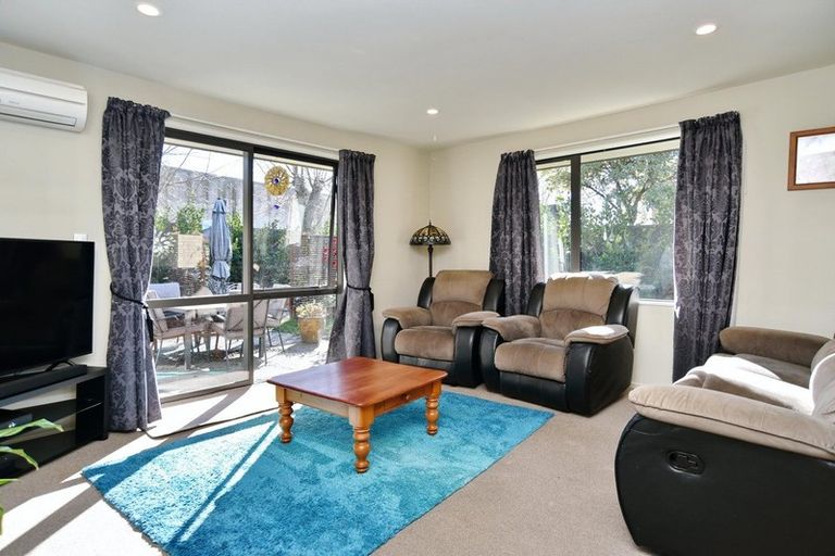 Photo of property in 168b Palmers Road, New Brighton, Christchurch, 8083