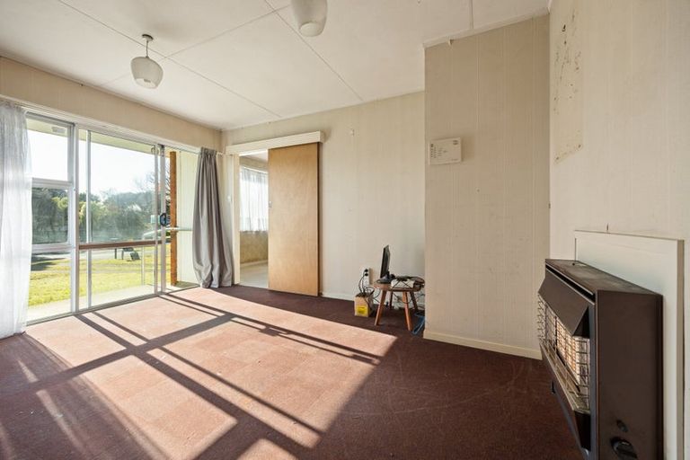 Photo of property in 53 Oakfield Crescent, Pukete, Hamilton, 3200