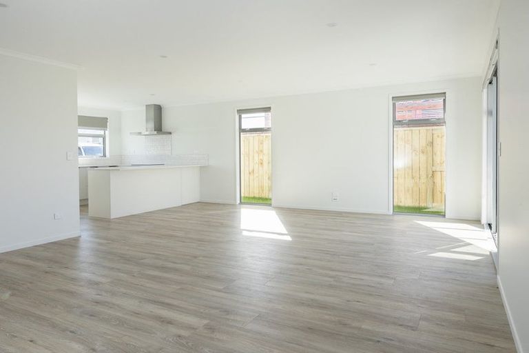 Photo of property in 2 Entelea Close, Papamoa Beach, Papamoa, 3118