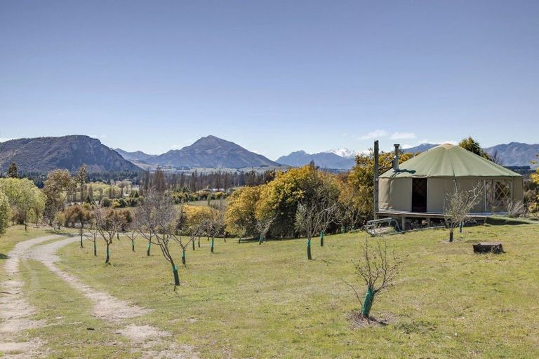 Photo of property in 272a Ballantyne Road, Wanaka, 9382
