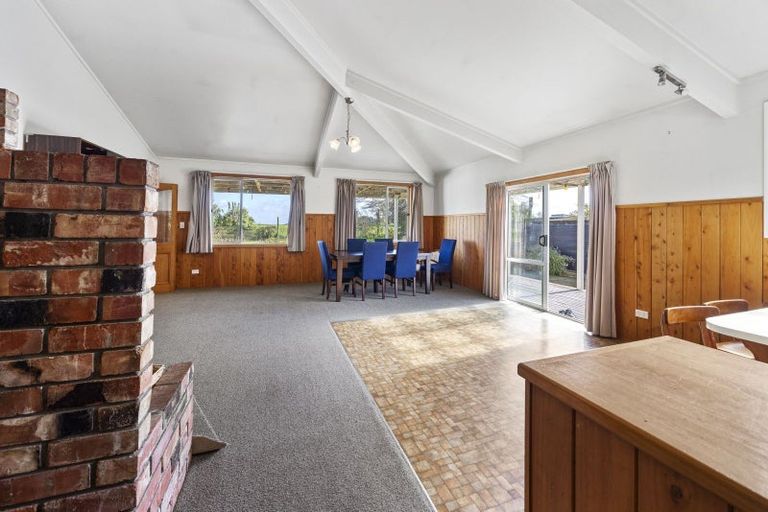 Photo of property in 235 Manutahi Road, Manutahi, Patea, 4598