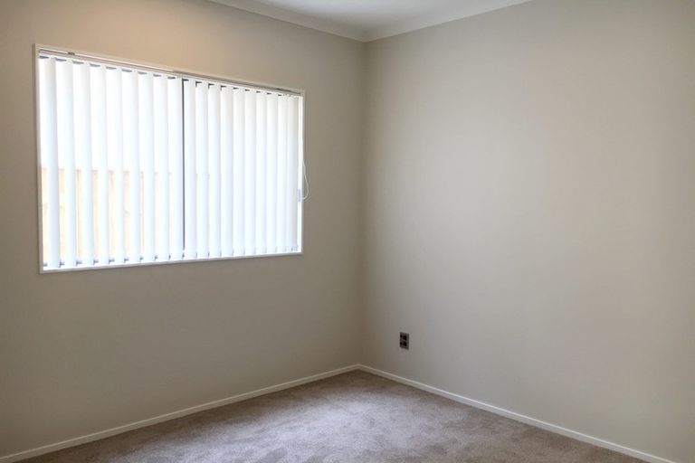 Photo of property in 16 Moville Drive, Flat Bush, Auckland, 2019