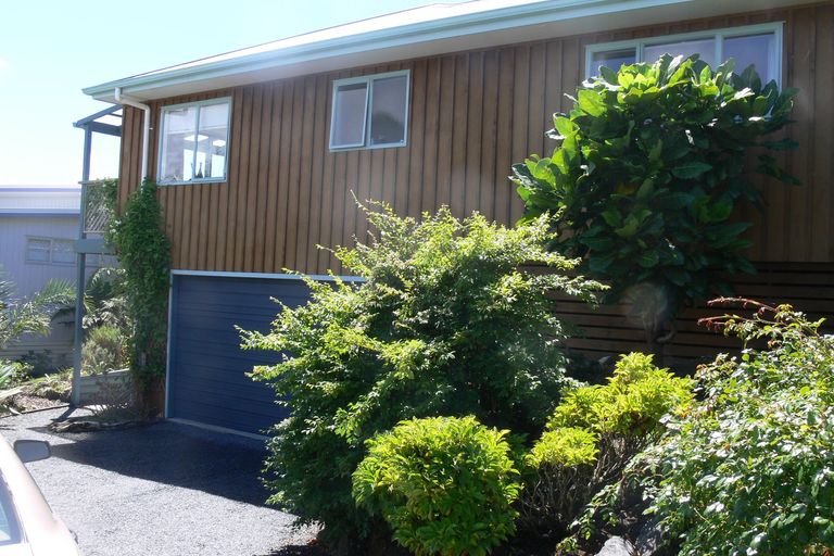 Photo of property in 16 Hihitahi Rise, Paihia, 0200