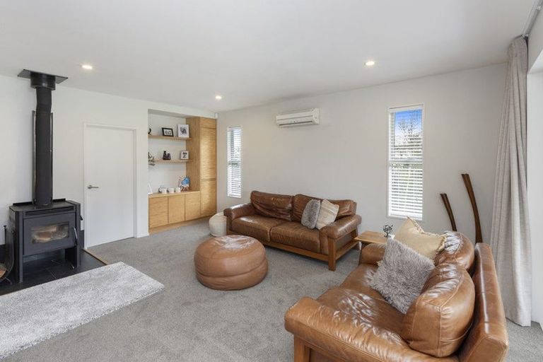 Photo of property in 9 Riverside Lane, Spencerville, Christchurch, 8083