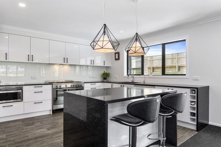 Photo of property in 3 Moira Close, Welcome Bay, Tauranga, 3175