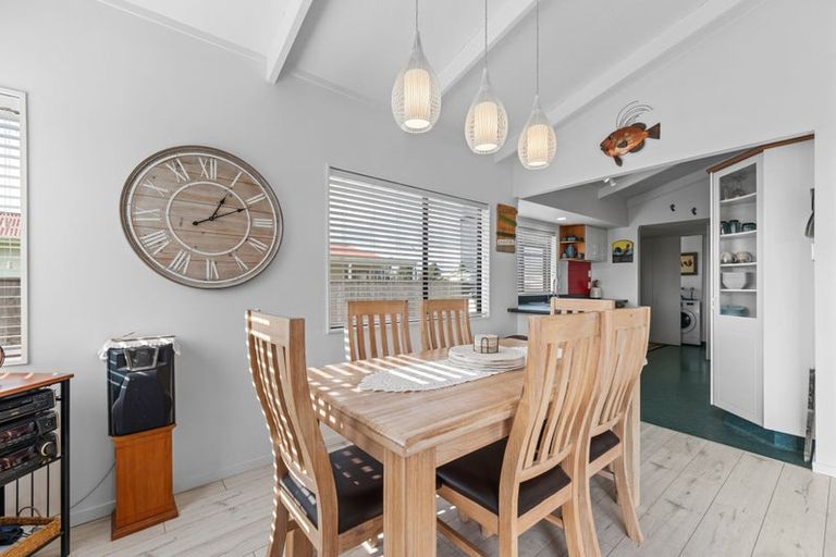 Photo of property in 9 Rahiri Street, Waitara, 4320