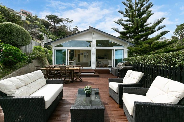 Photo of property in 38 Otaki Street, Miramar, Wellington, 6022