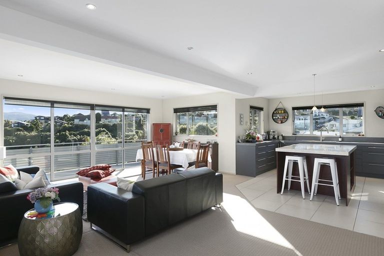 Photo of property in 3 Portland Place, Shiel Hill, Dunedin, 9013