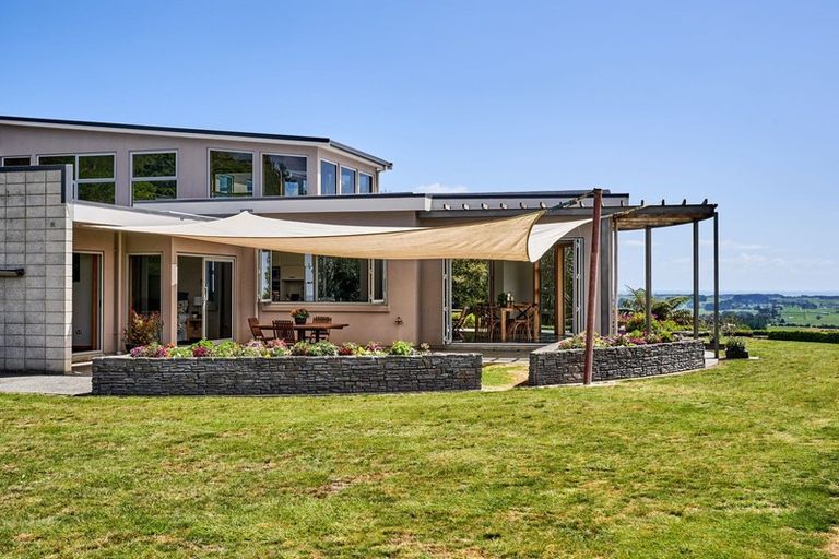 Photo of property in 102 Kuku East Road, Kuku, Levin, 5570