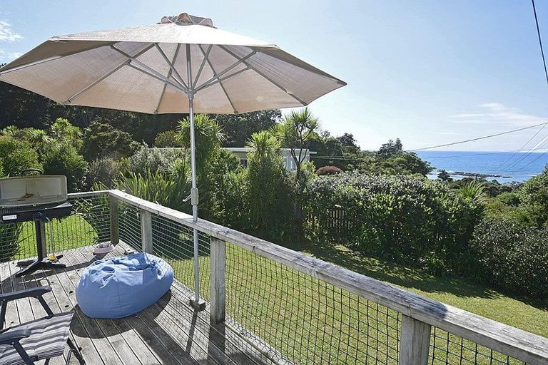 Photo of property in 8 Spray Crescent, Leigh, 0985